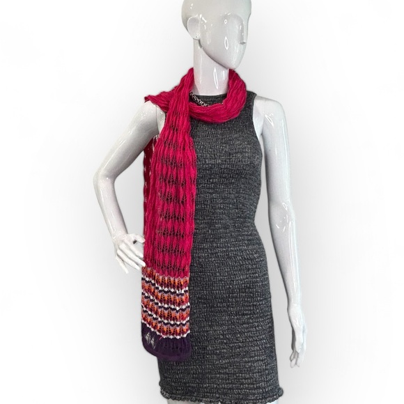 Missoni Scarf - Colourful & Lacey - Picture 2 of 10